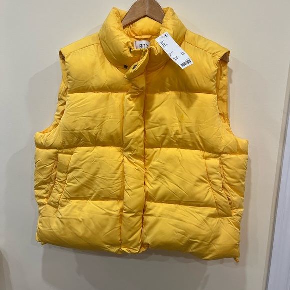 Urban Outfitters BDG Yellow Puffer Vest - Picture 1 of 2